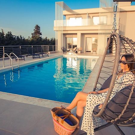 Io Luxury Pool & Hot Tub Suites Préveza Kültér fotó