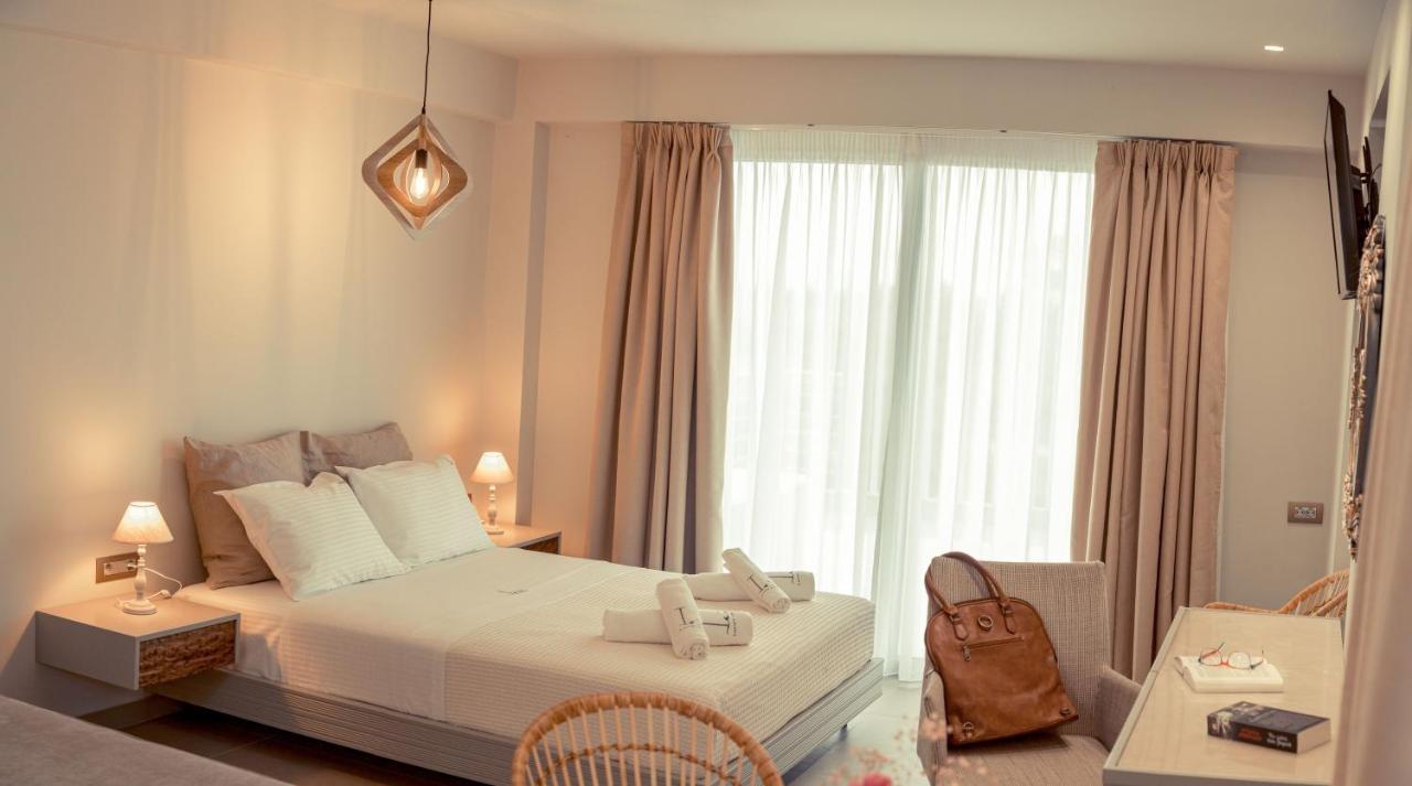 Io Luxury Pool & Hot Tub Suites Préveza Kültér fotó