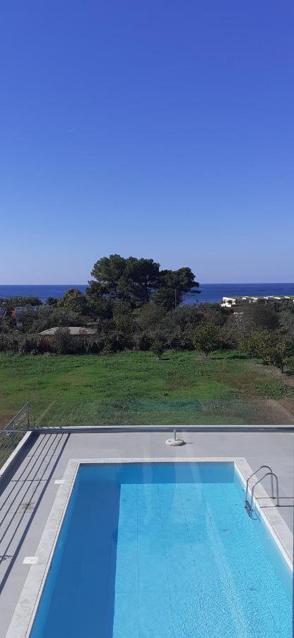 Io Luxury Pool & Hot Tub Suites Préveza Kültér fotó
